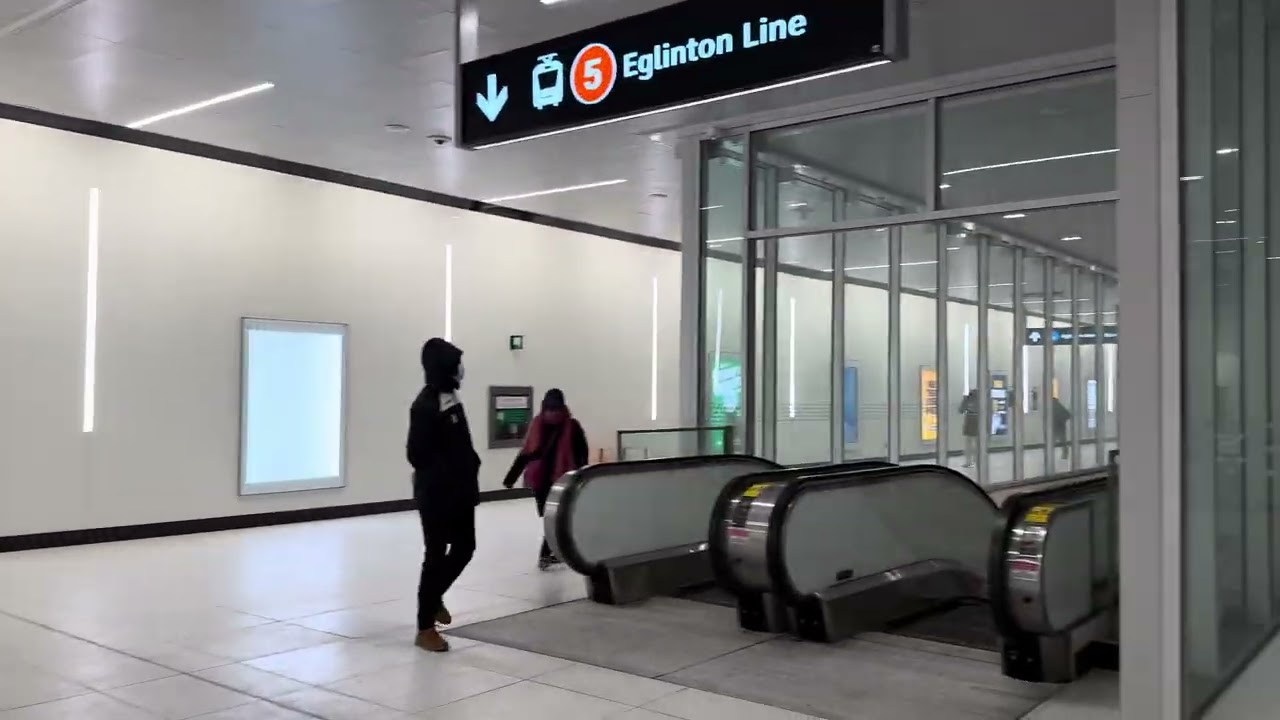 Walking through the TTC Don Valley Eglinton Crosstown station