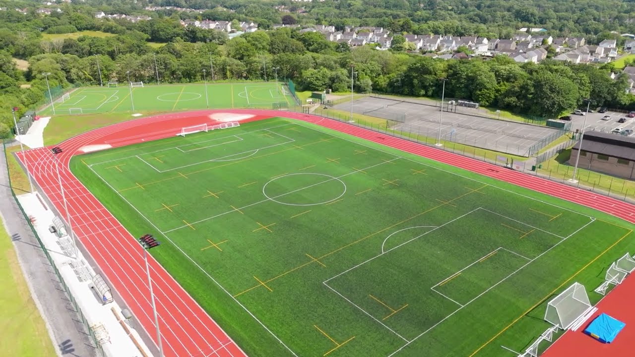 Canolfan Hamdden Dyffryn Aman / Amman Valley Leisure Centre