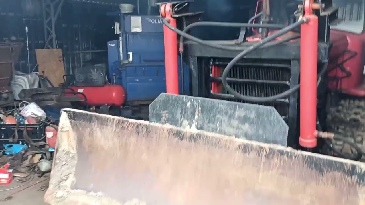 DT 75 kupiony za grosze z pękniętą głowicą. Uratowany od palnika.
