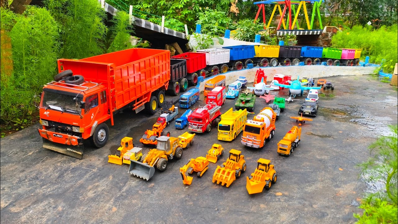 WADIDAU !!! Mobil Truk Tronton Panjang Bongkar Mainan Mobil Mobilan Truk Molen, Forklift, Ambulan