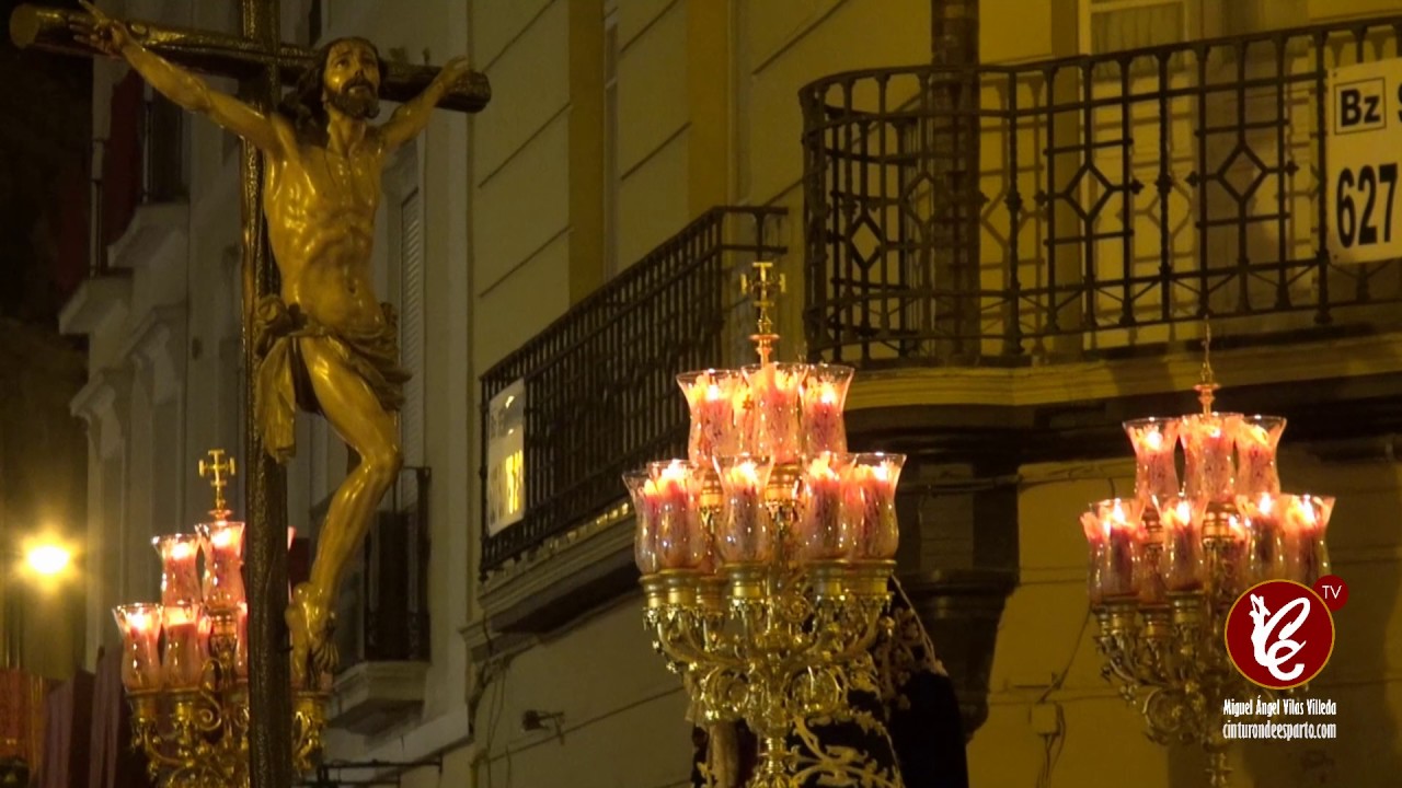 Hermandad de Santa Cruz en la calle Orfila | Semana Santa de Sevilla 2017