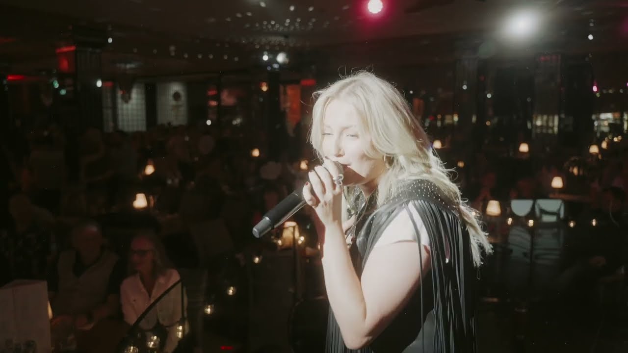 Rolling Keys &ndash; You&rsquo;re Still The One (Shania Twain Cover &ndash; Live at Bibis, Leeds)