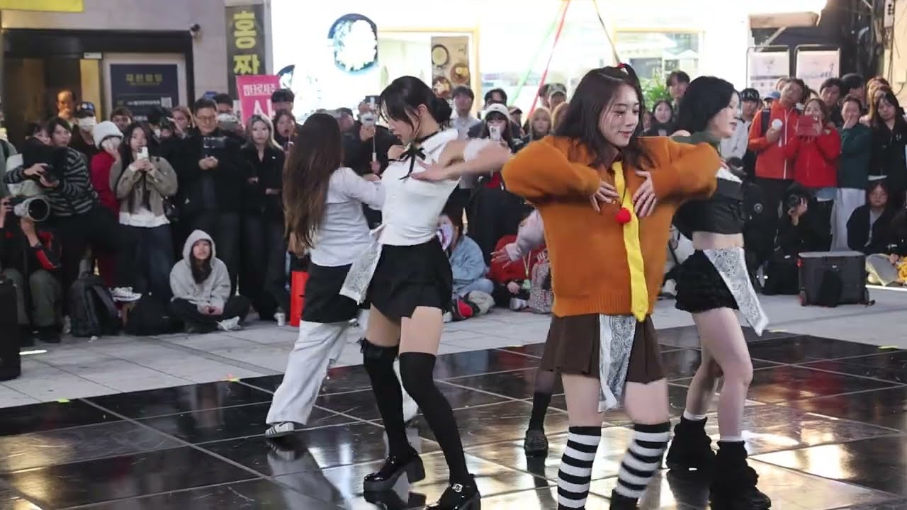 #Kpop#JHKTV]ARTBEAT halloween shinchon kpopdance#BURNING UPMEOVV#Artbeathalloweenshinchonkpopdanc...
