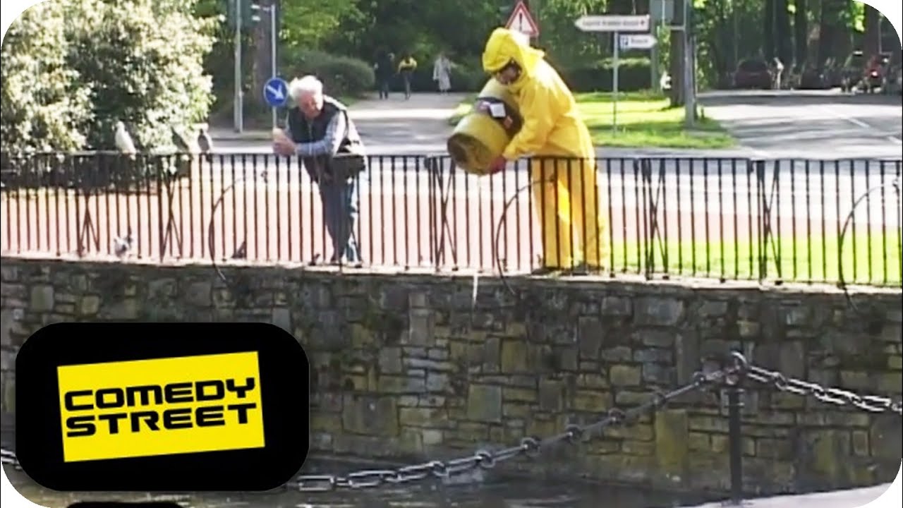 Atomm&uuml;ll | Moped-Rowdy - Comedystreet