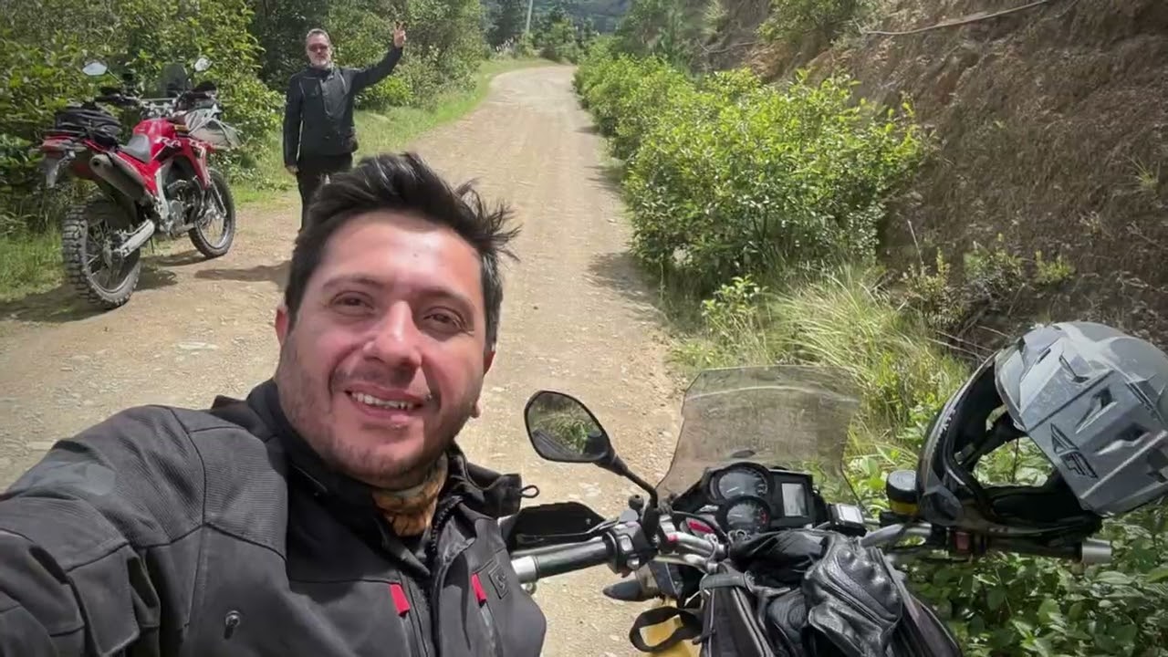 Gualel - Loja en moto