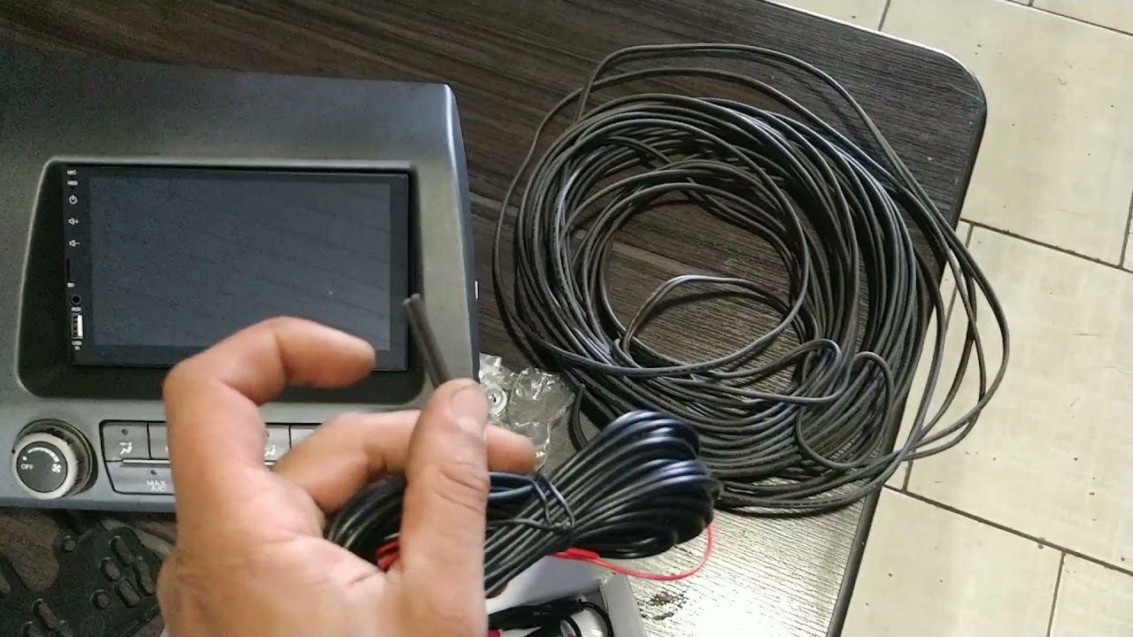Instalação multimidia Civic/moldura fiação e câmera.