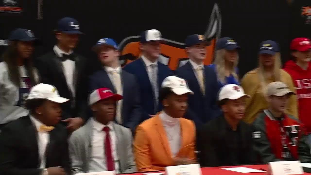 Hoover High School National Signing Day 2022
