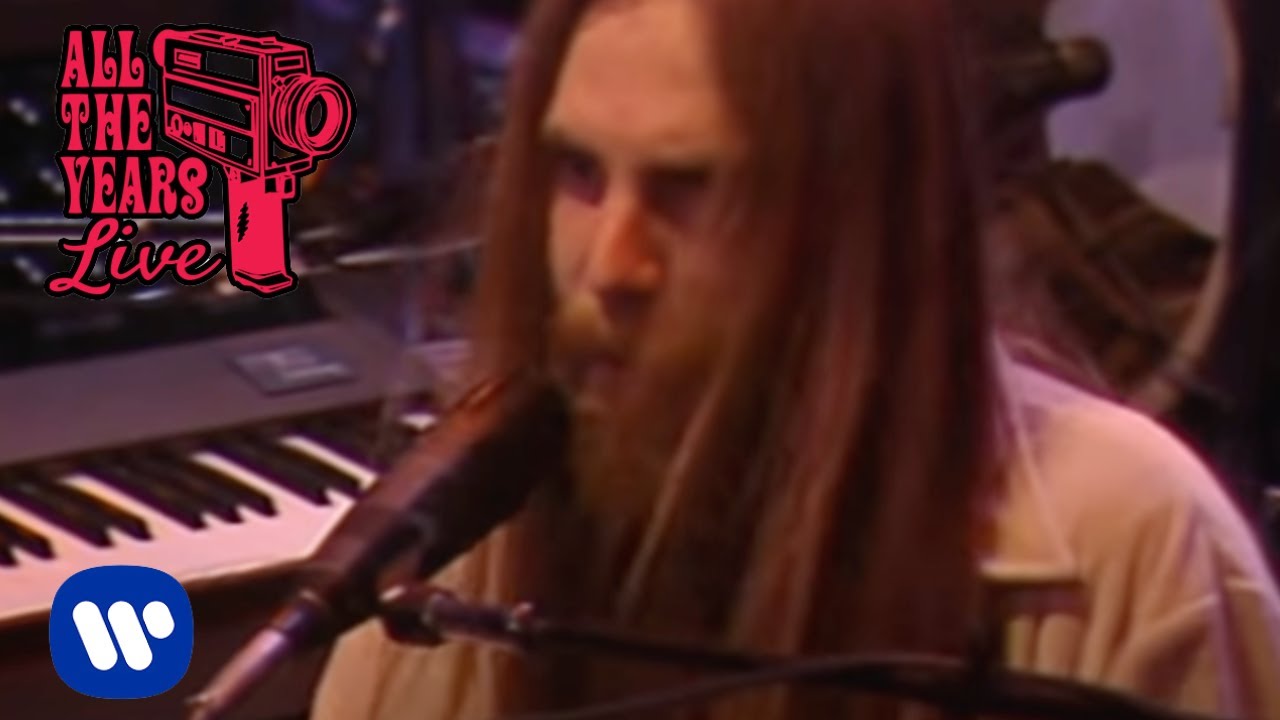 Grateful Dead - Truckin' (New York, NY 10/30/80) (Official Live Video)