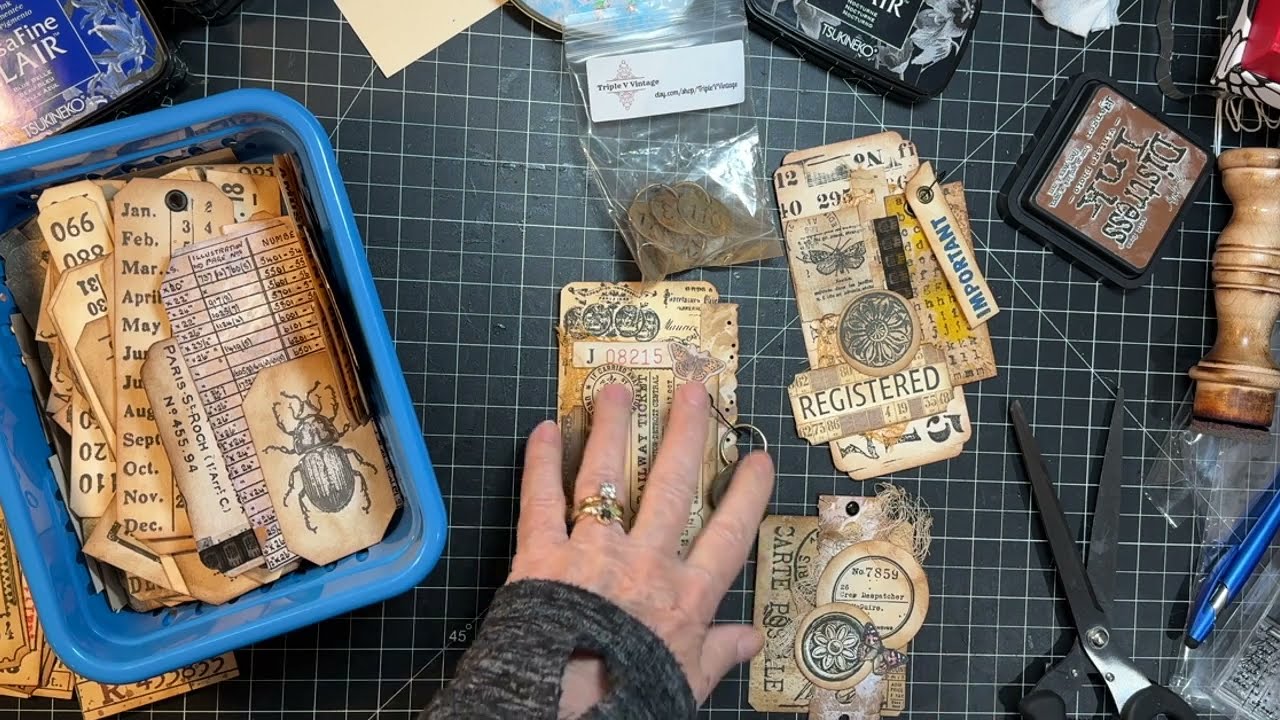 Mixed Media Monday! - Grungy Clusters and Tags!
