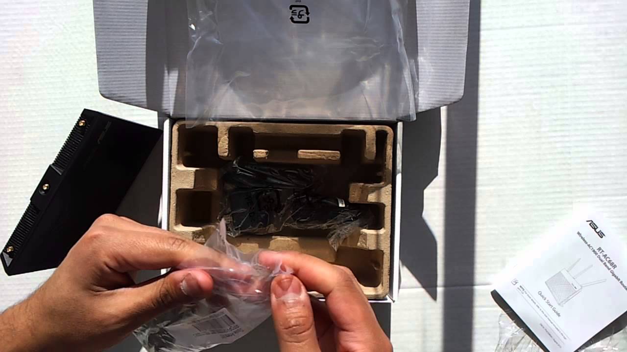 Asus RT-AC68R (Unboxing)