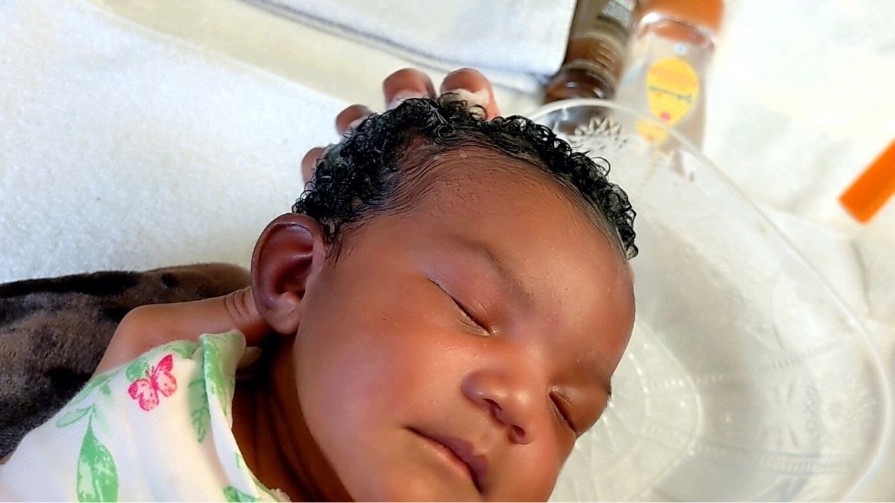 ASMR newborn baby's first hair wash❤️ Head and scalp massage (whispered)
