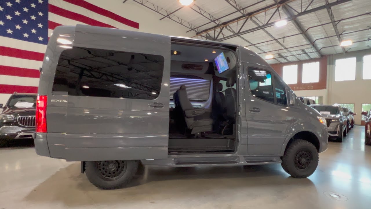 2022 EXPLORER 144 SPRINTER SE-X TRAVELER 9-PASSENGER