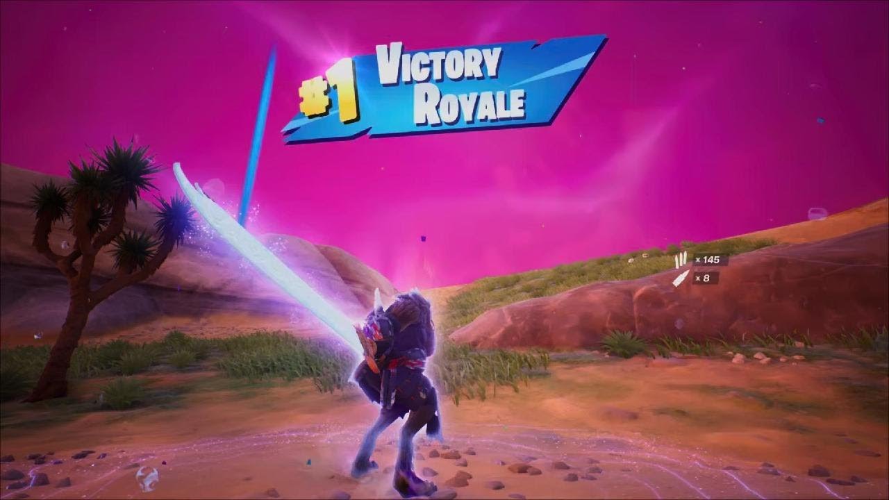 I WON WITH THE NEW GOLD SWORD IN FORTNITE 😱