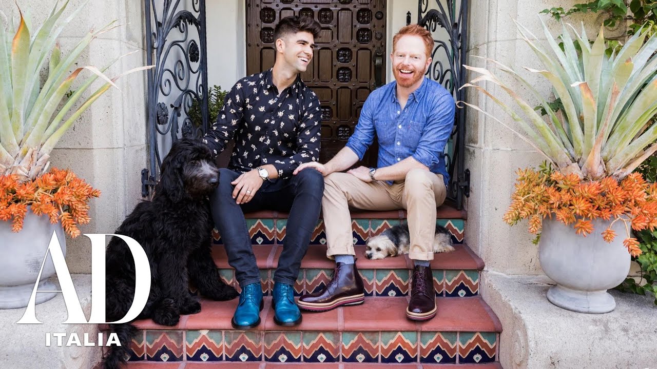 La casa in stile coloniale di Jesse Tyler Ferguson di 