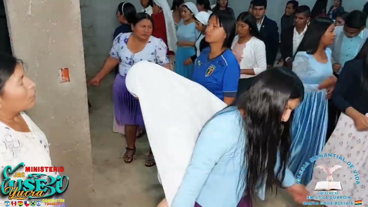 VIGILIA IGLESIA MANANTIAL DE VIDA QUECHUA SANTA CRUZ BOLIVIA 