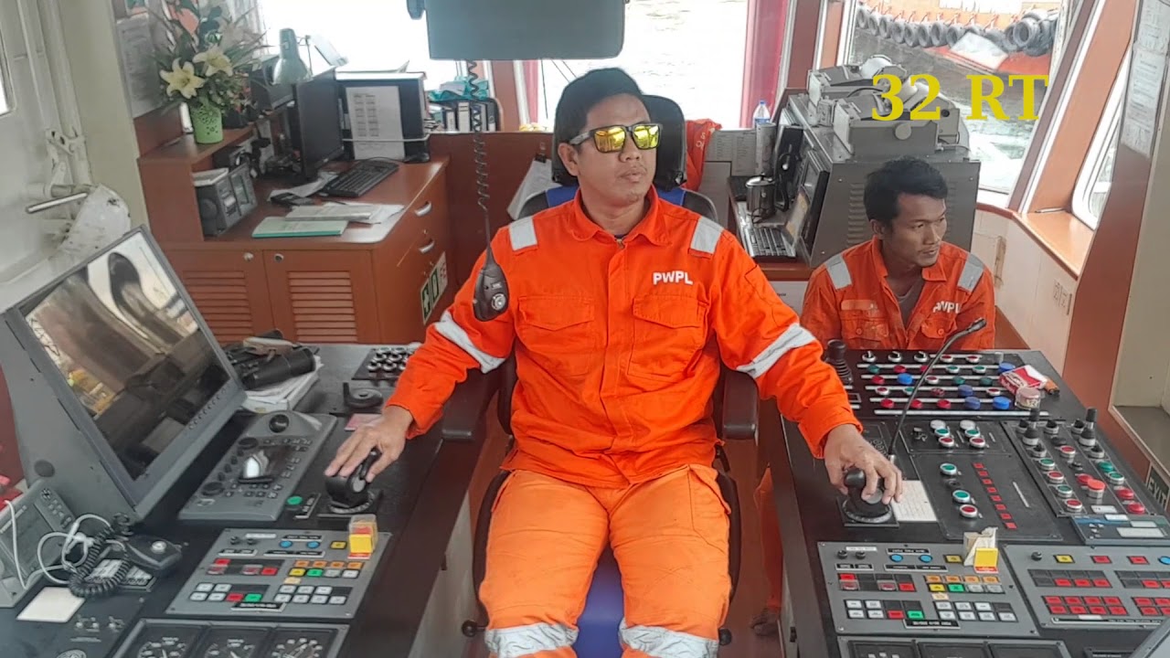 azimuth stern drive tug series pacific workboats