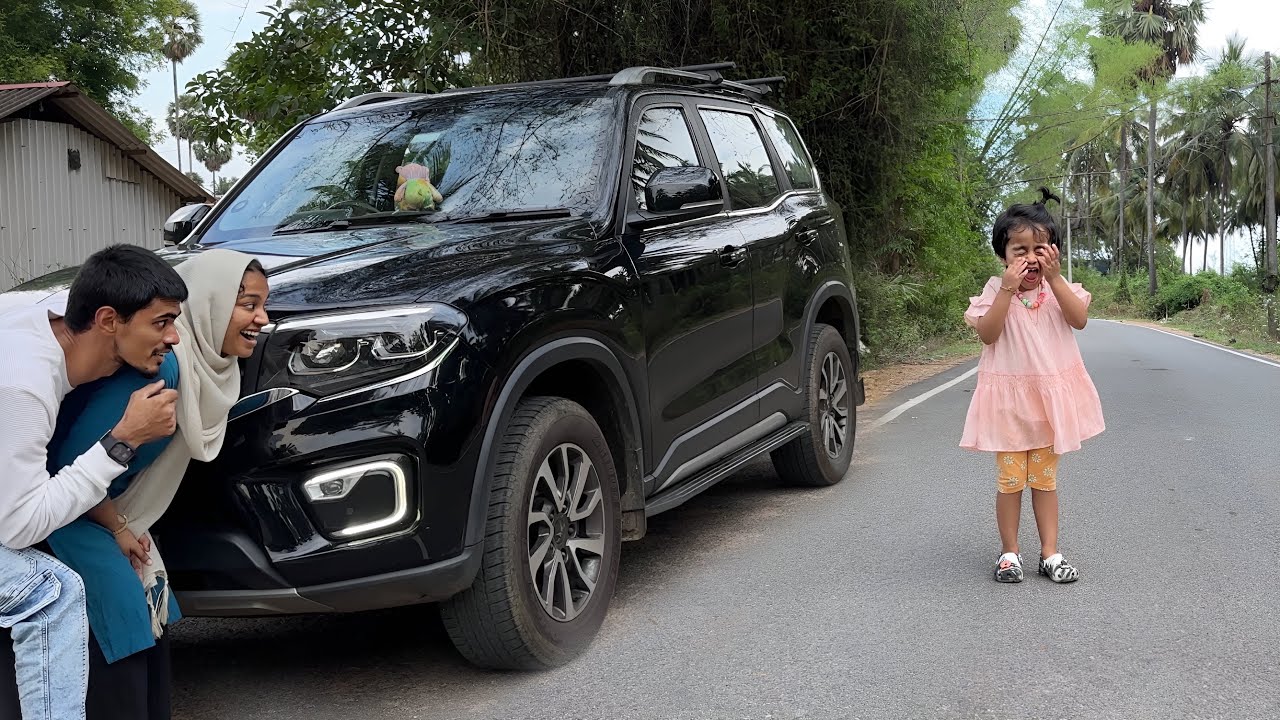 AYRA-வ ROAD-ல விட்டு..!! We HID from her..🤣