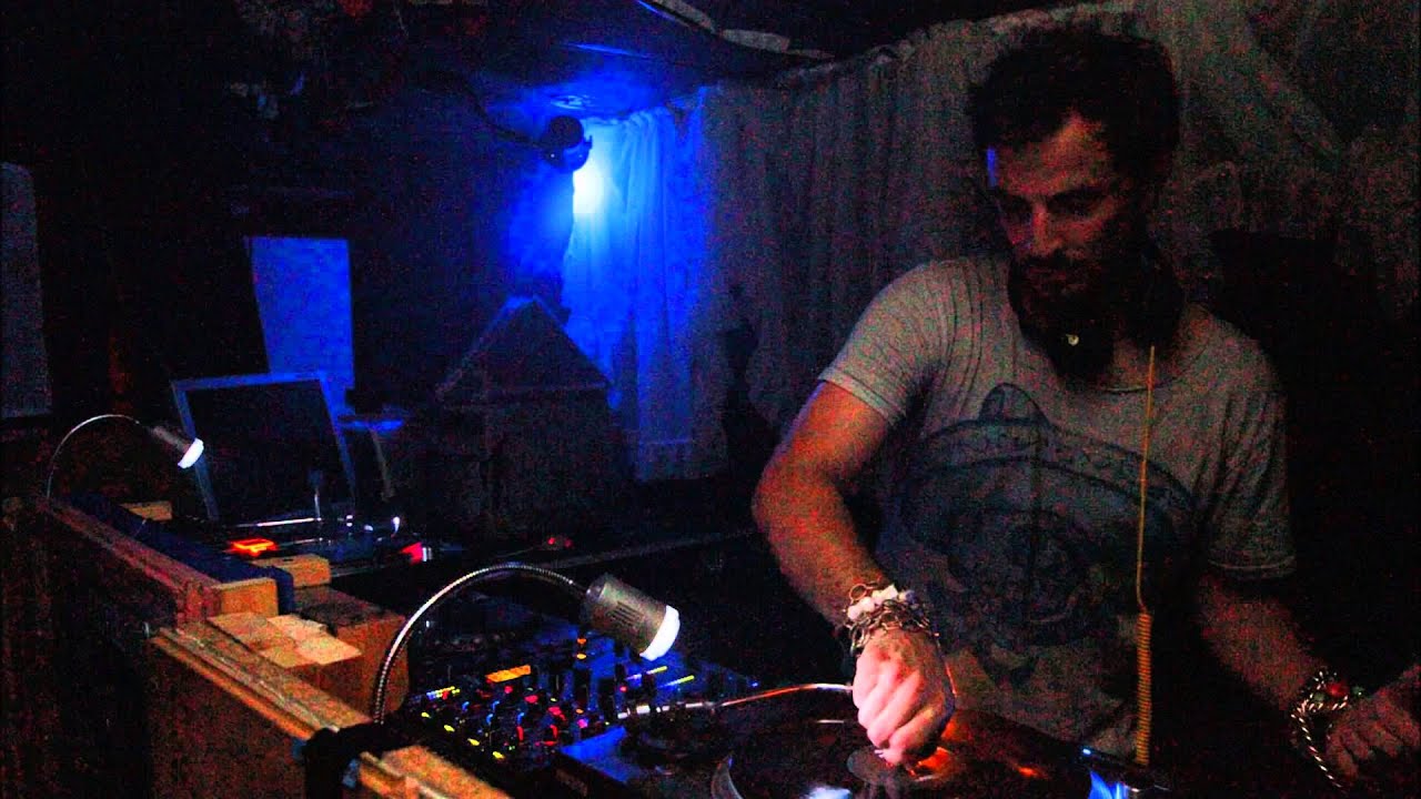 Syntax Error djing at Stehcafe Technodisco (DJ Set)