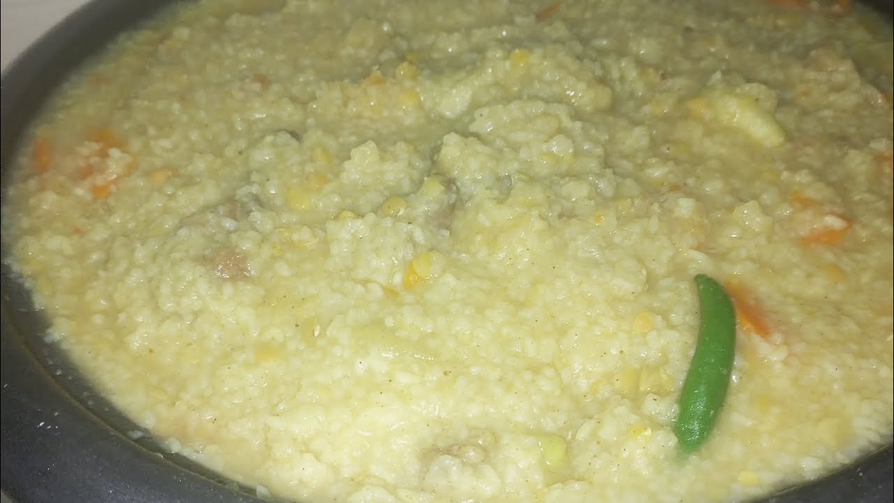 গরুর মাংস দিয়ে সবজি দিয়ে লেটকা খিচুড়ি করলাম . Traditional Bangla food with rice and beef 