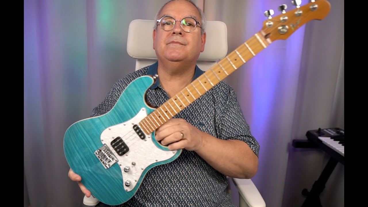 Flight Pathfinder Electric Baritone Review - Peter Moss Ukulele