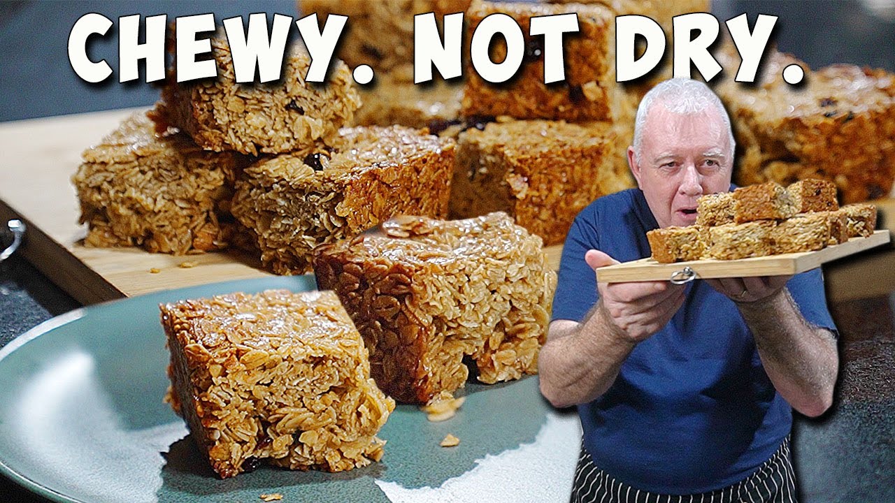 The BEST British Flapjacks Ever  Crisp Edges, Chewy Centre