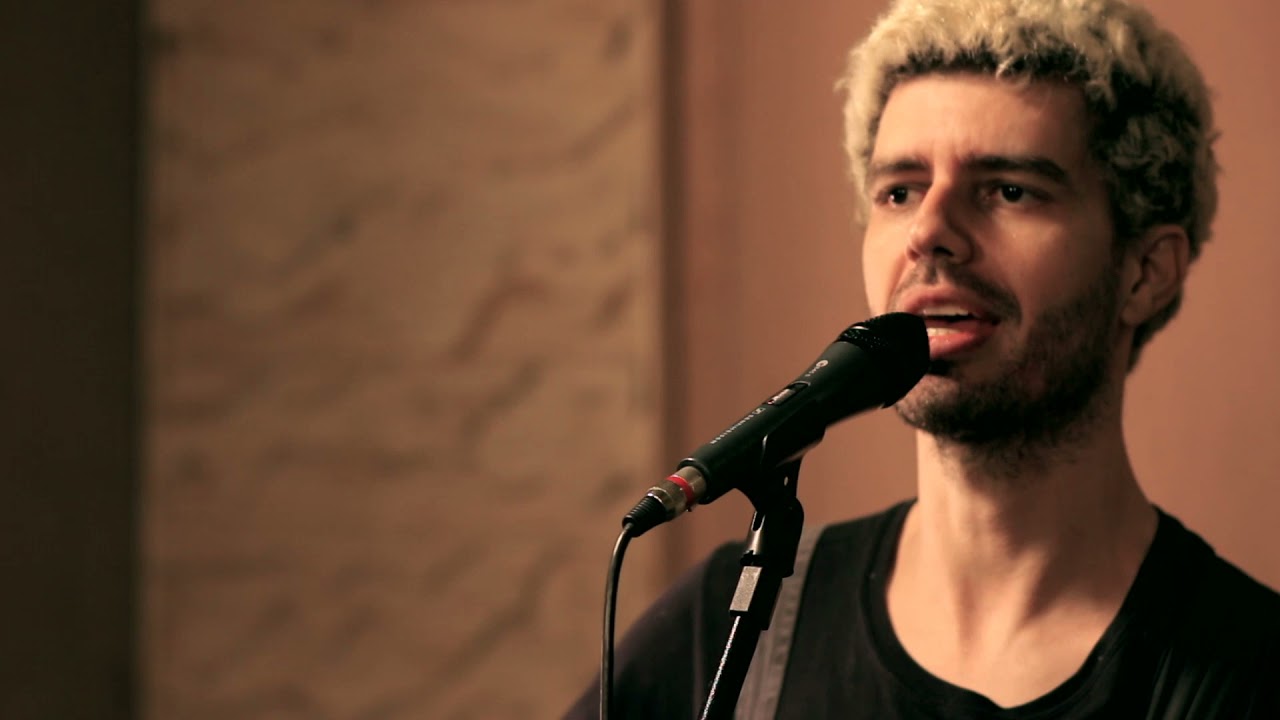 Renato Luciano - De Toda Cor - Voz e Violão