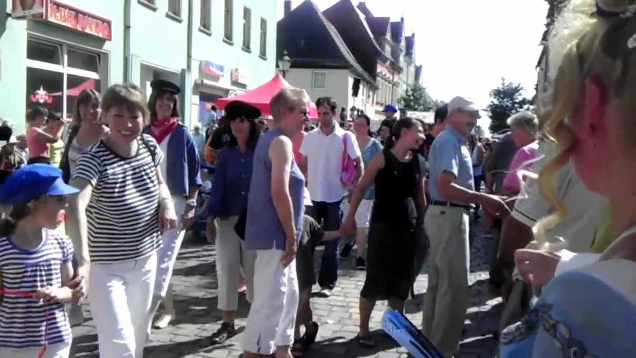 Aken / Elbe Umzug 2012 (1, u. a. Schule, Kita)