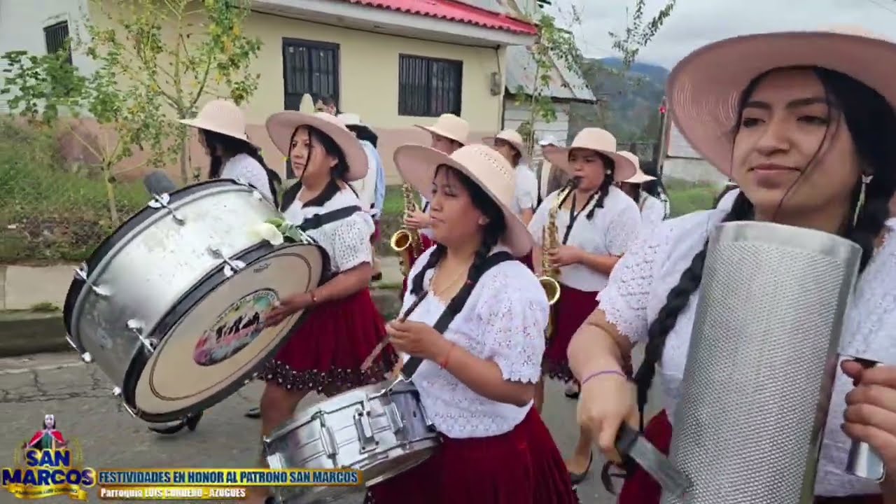 Banda de Musica solo de Mujeres Las Pioneras del Austro(1)