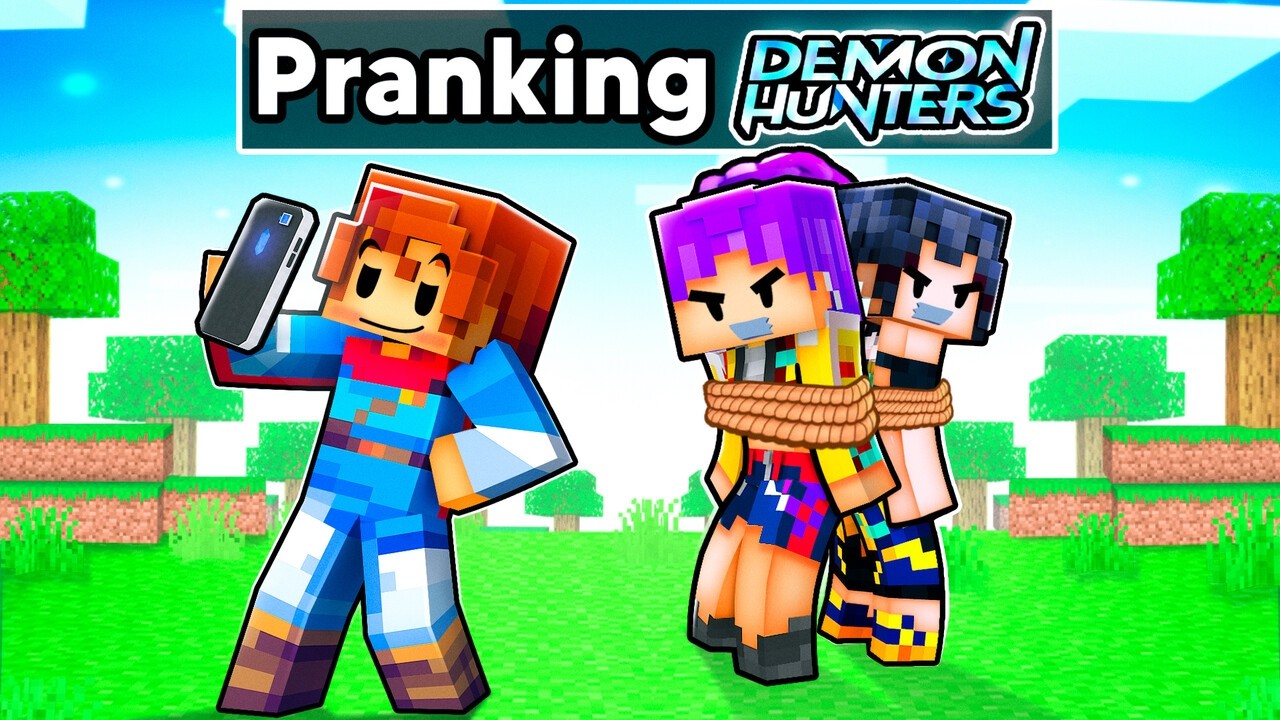 7 Ways to Prank KPOP DEMON HUNTERS in Minecraft!