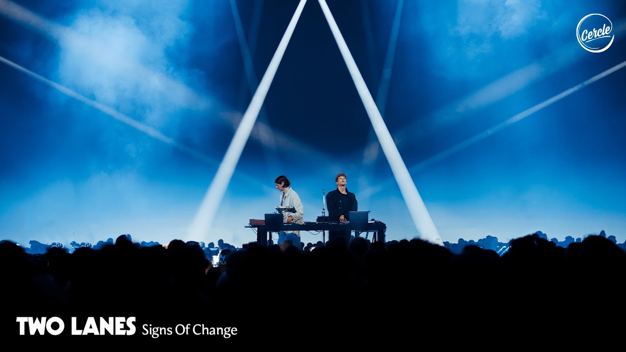 Two Lanes - Signs of Change (Live Version) | Cercle Odyssey