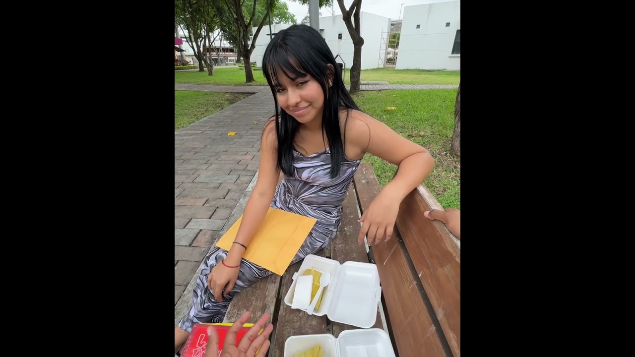 Millonario Pone a prueba la humildad de las personas y una fue recompensada, lloraras