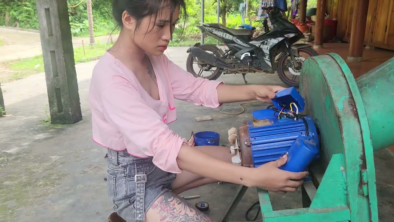 Mechanical girl repair maintenance, lawn mower, electric motor,Water pump for customers