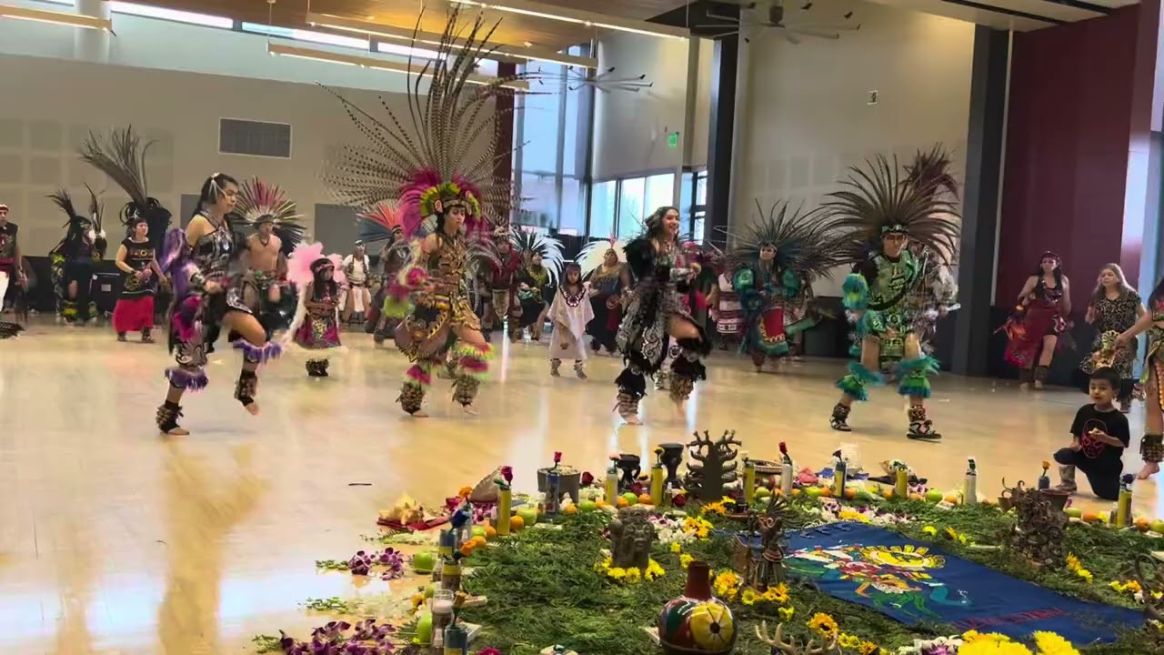 Danza Azteca Lobo. Ceremonia del Grupo Ocelotl- Cuauhtli,2024).