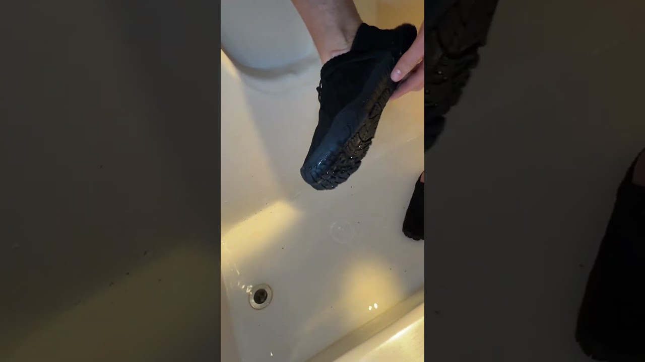 I couldn&rsquo;t believe what he was doing in our bathtub! #barefootshoes #watershoes #vacation #running
