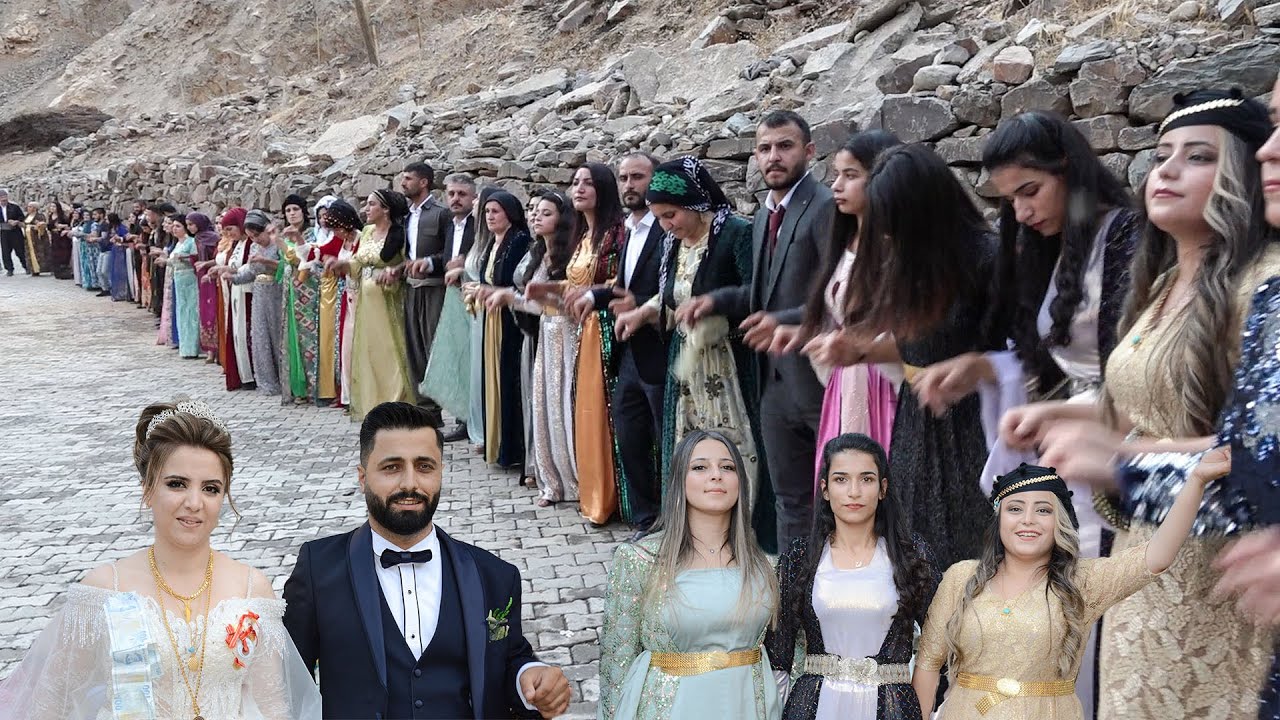 Hakkari Akkaya Köyü Kaçar Ailesinin Renkli Düğünü Hakkari düğünleri 2022