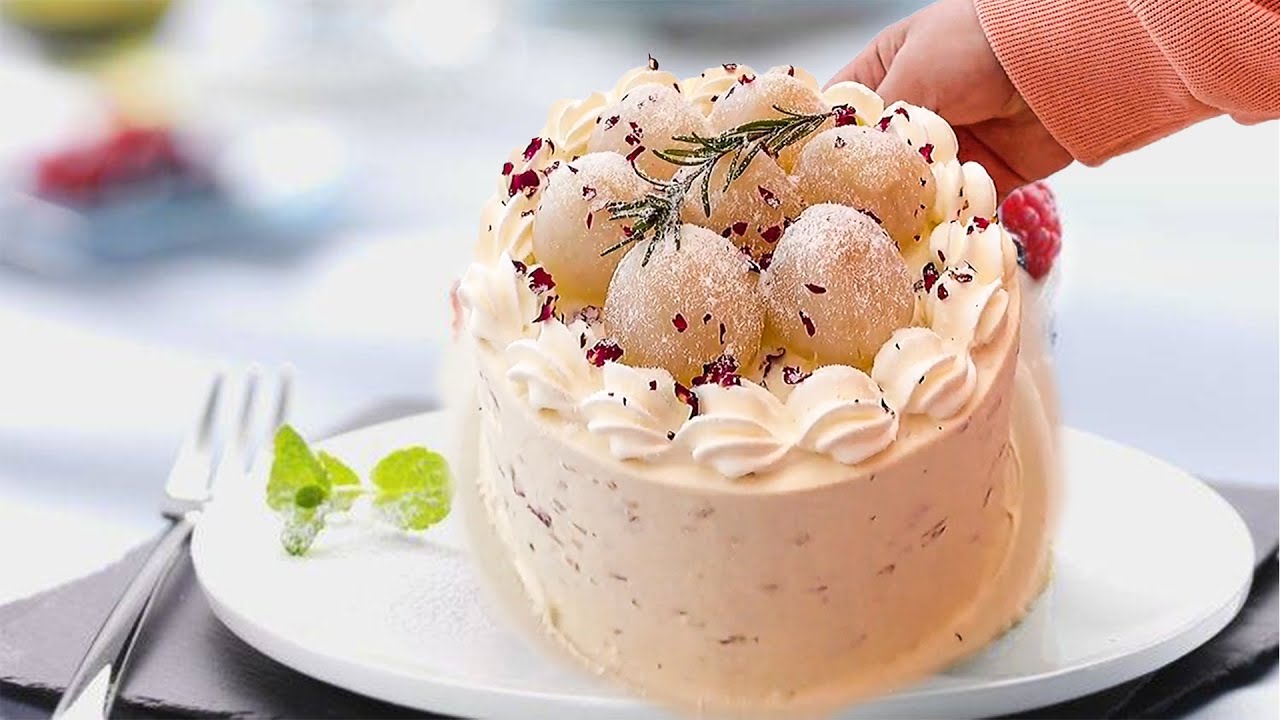 The Season Of Lychee Freedom Is To Eat Lychee Rose Cream Cake! | Suakw Cooks