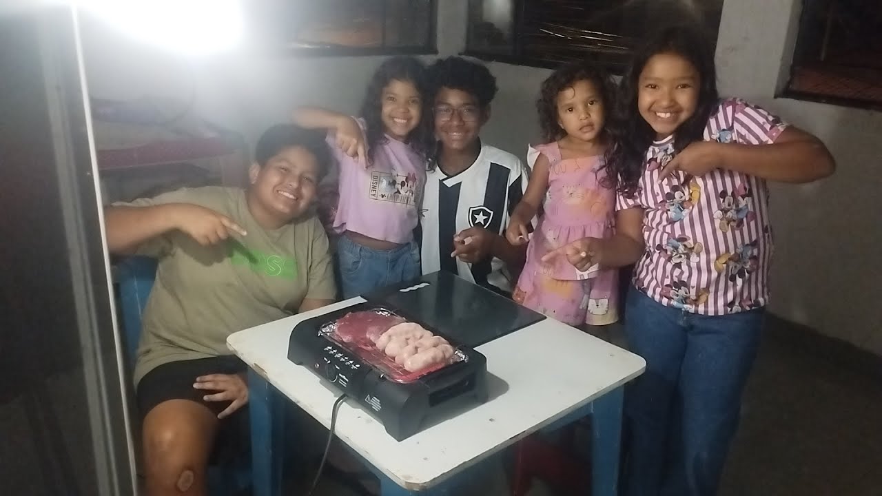 Inaugurando nossa churrasqueira elétrica 