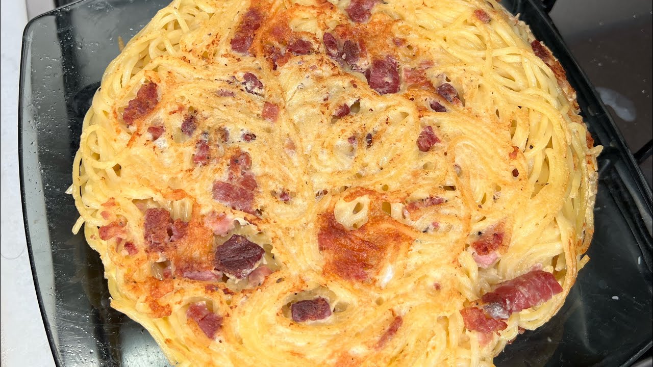 Pizza di Spaghetti Italian food official 2023