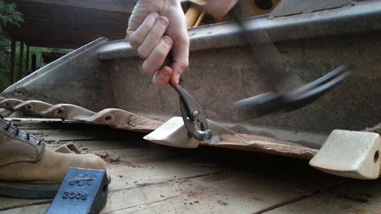 Loader teeth install