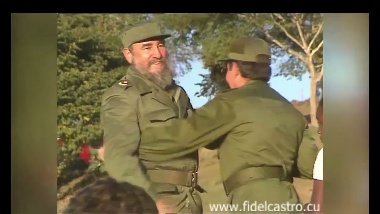 Fidel y Raúl se reencuentran en Cinco Palmas 30 años después