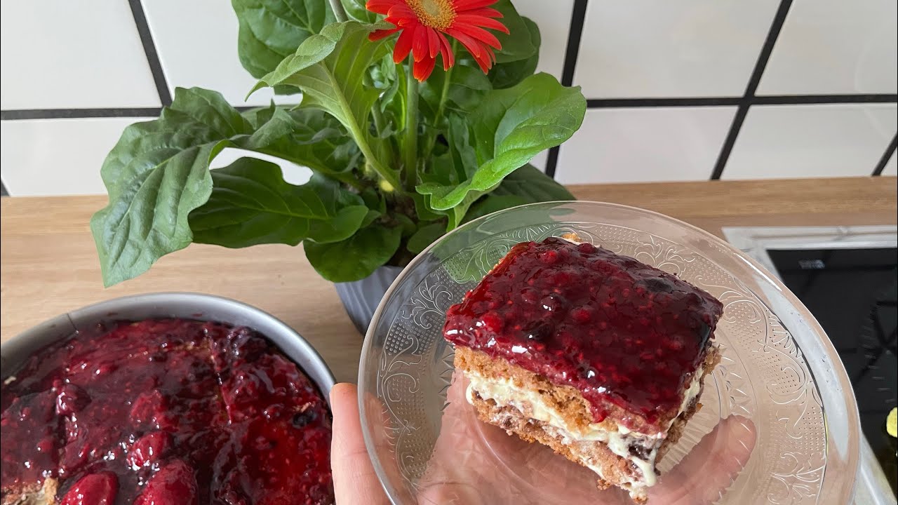 Torte fantastike me fruta mali dhe krem vanilje /Mixed berry cake recipe