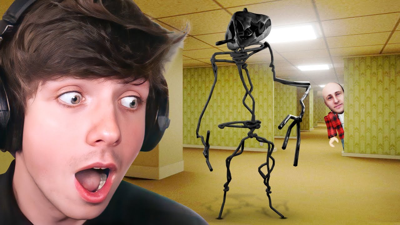 Karl Jacobs Survives ROBLOX Backrooms with KreekCraft