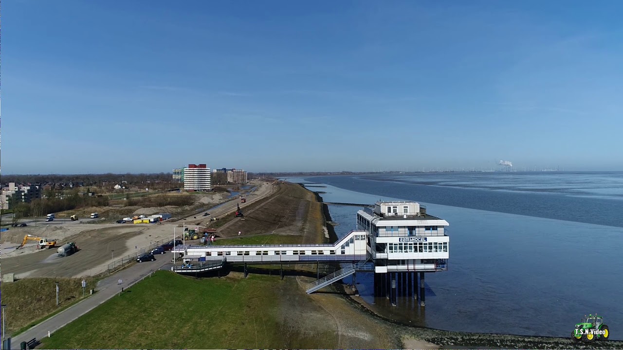 Drone View Marconi project en dijk verhoging Delfzijl.