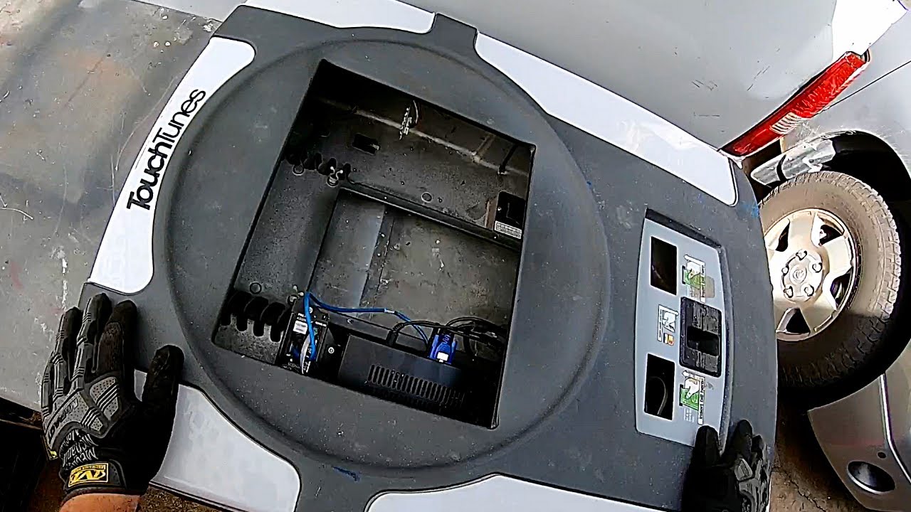 What's Inside A TouchTunes Jukebox?