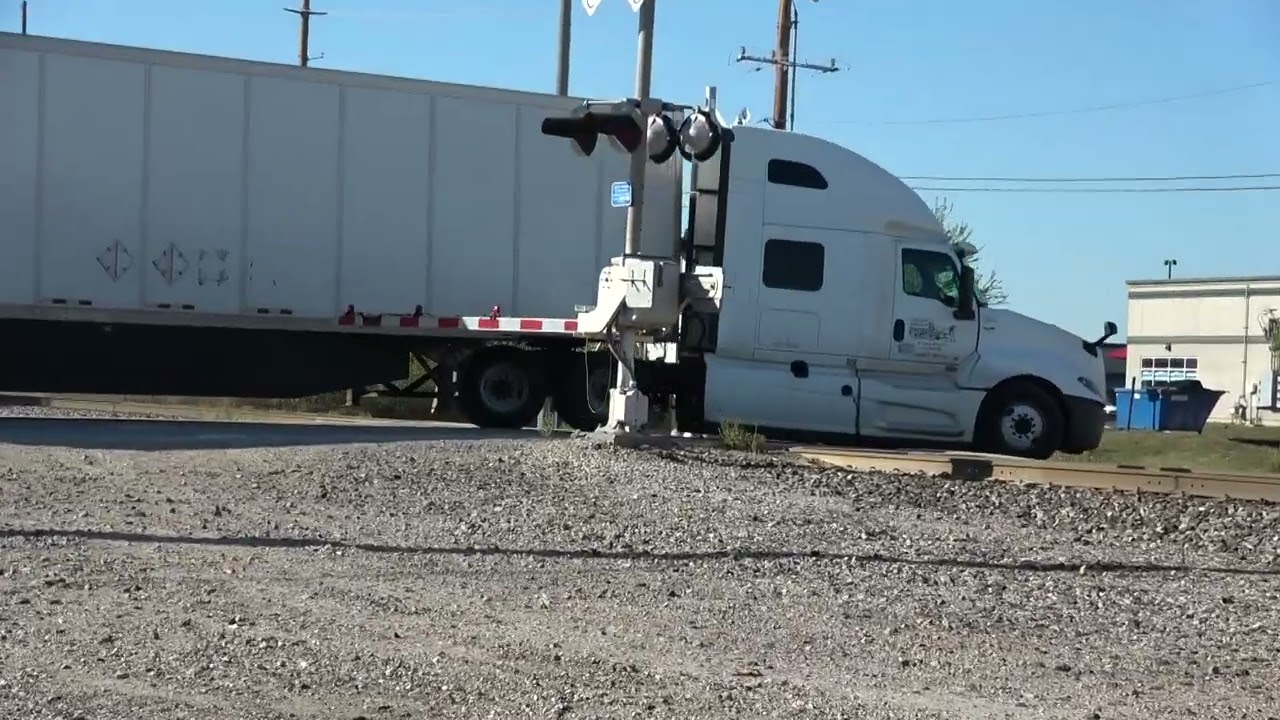 WE GOT RUNNERS..Truck Hits Crossing Gates.!!***