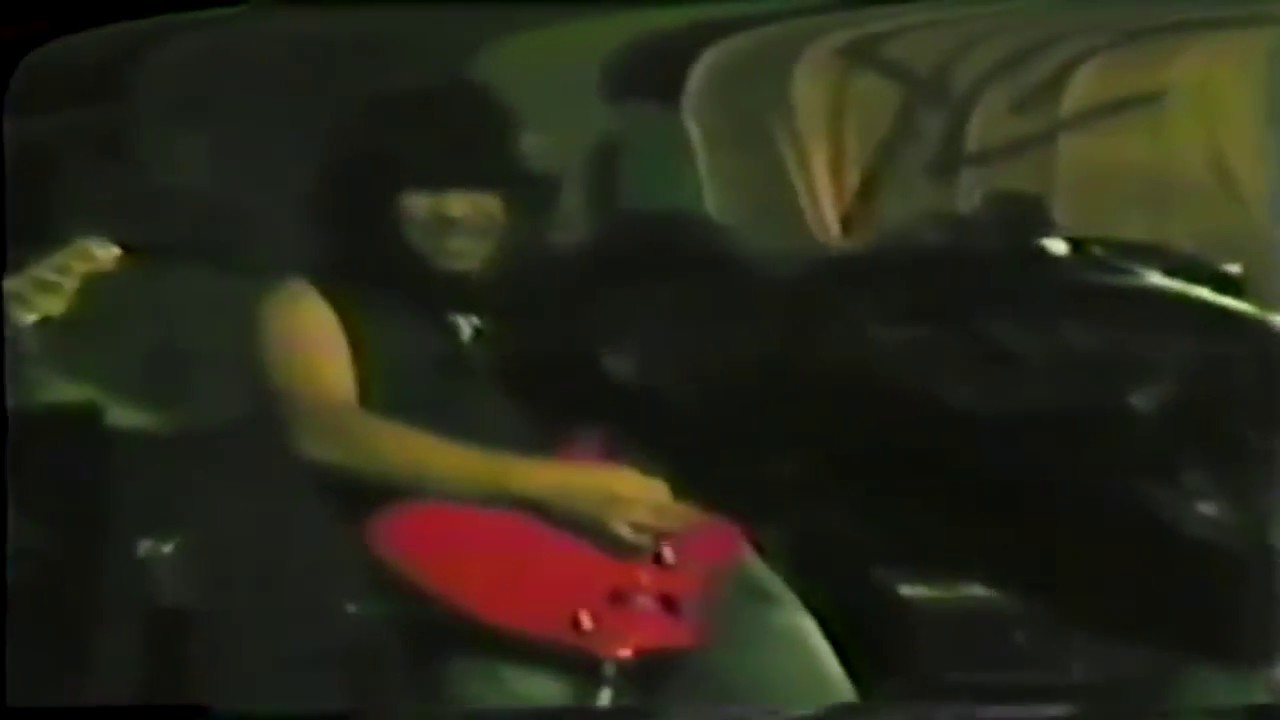 Rare Footage of Tom Araya playing Judas Priest and DIO in 1983