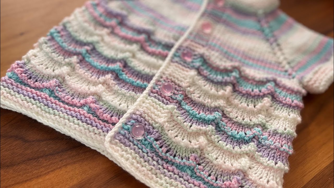 1 YUMAKTAN MÜKEMMEL ÖRGÜ BEBEK YELEK MODELİ