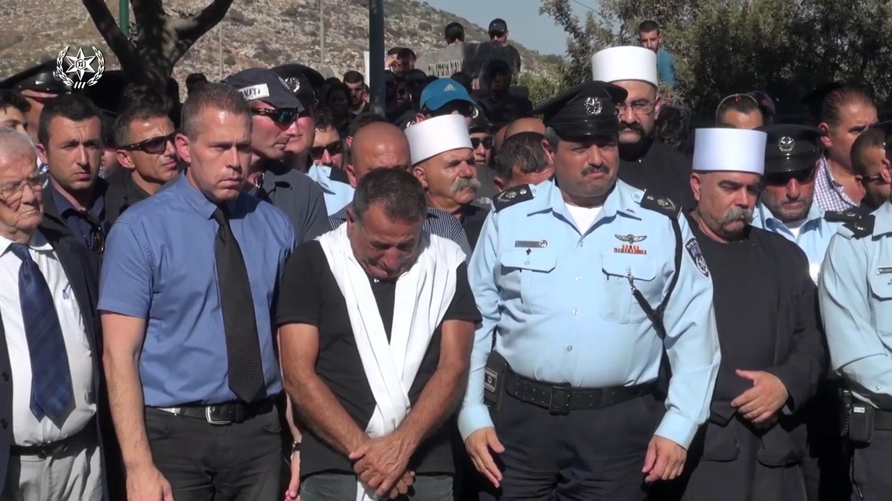 وري جثمان الشرطيين كميل شنان وهايل ستاوي الثرى