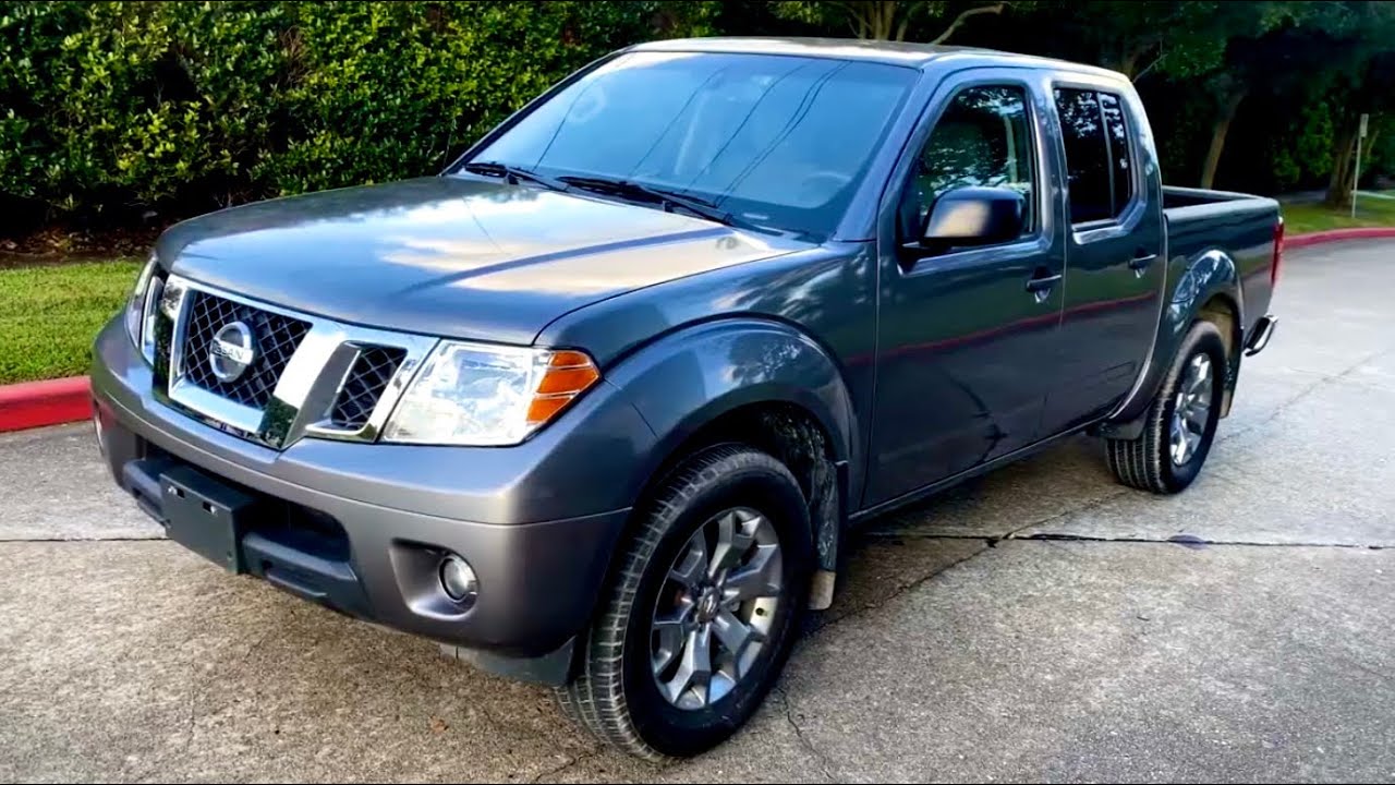 2020 Nissan Frontier SV - 4x4 - Crew Cab - Walk Around