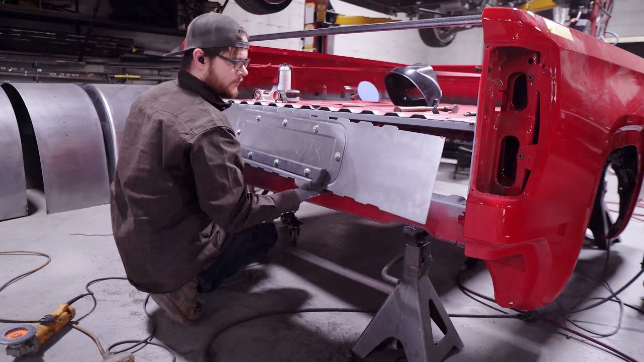 LST 2024 Crunch on Eddie's 2023 GMC Single Cab on 30s!